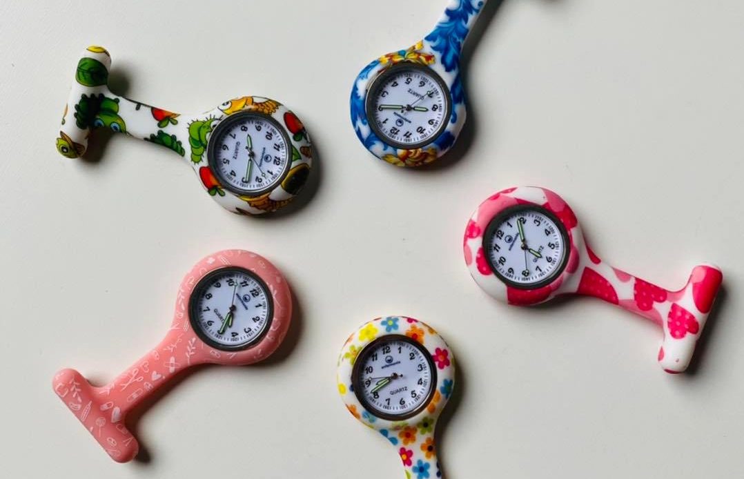 Zegarki dla pielęgniarek i położnych.