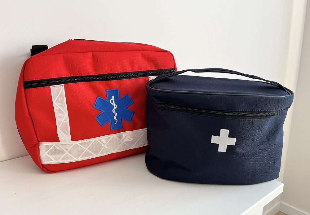 Nowe kuferki medyczne dla pielęgniarek i położnych.