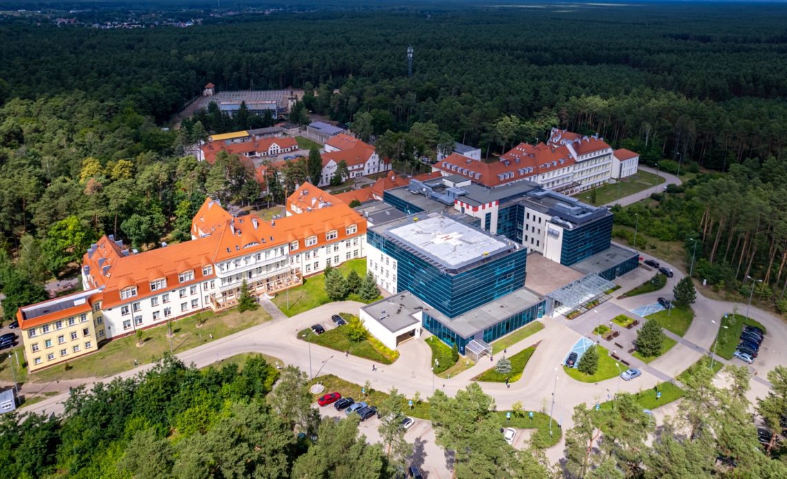 Praca dla pielęgniarek. Szpital zapewnia… mieszkania.