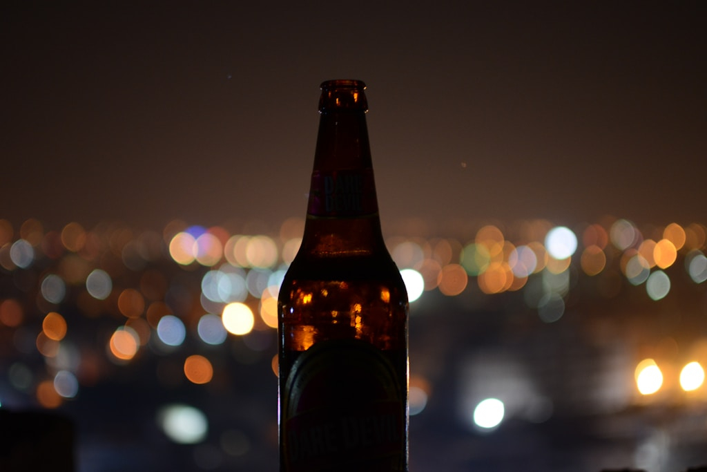 Codzienne picie alkoholu – skutki zdrowotne, czerwone flagi, pomoc
