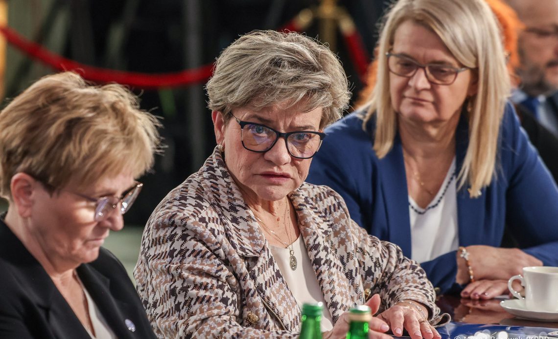 Pielęgniarka Ptok nie poruszyła tych spraw. A miała okazję.